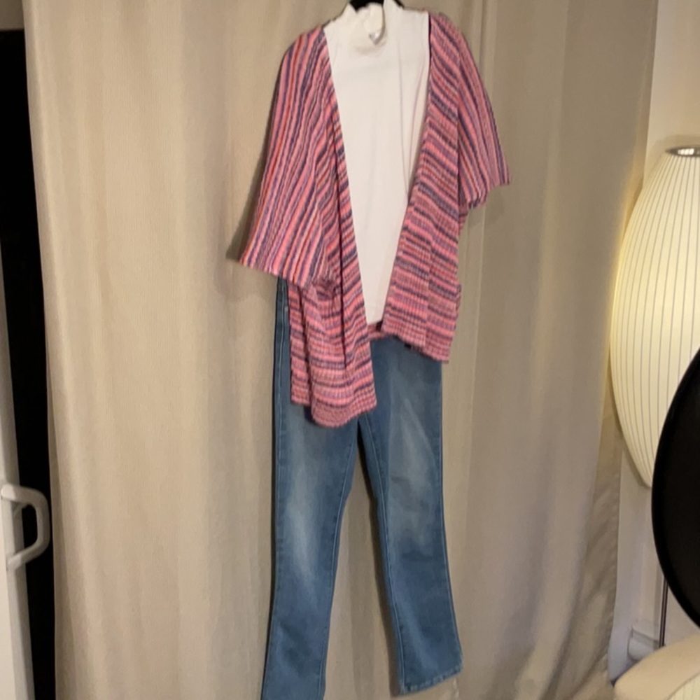 Size large PTP 35 inches 28 inches pink, blue and peach stripe